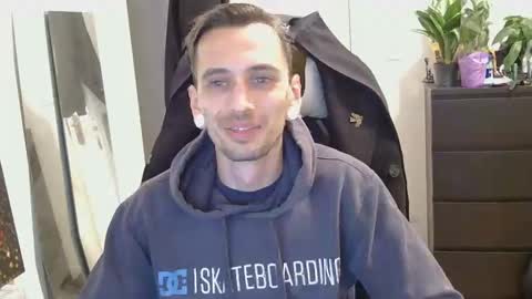 georgek0011 online show from December 2, 2:03 am