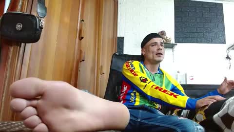 Snapshot of georgepervertscock chatting on October 14, 10:28 pm georgepervertscock online show from October 14, 10:28 pm