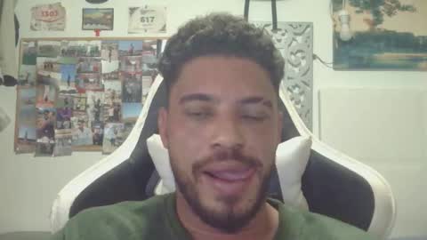 geovannygarrido91 online show from January 18, 12:12 am