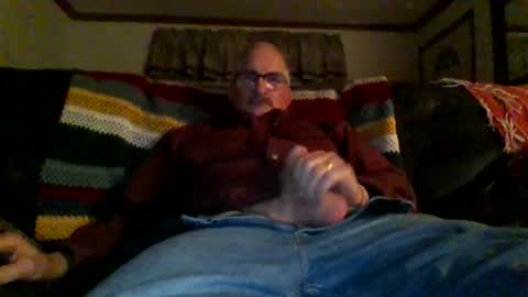 Snapshot of ghost2534 chatting on October 25, 12:56 am ghost2534 online show from October 25, 12:56 am
