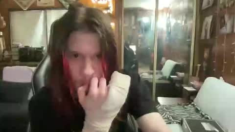 ghostboygbc online show from April 14, 6:57 am