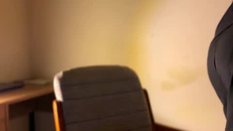 big boy ghost face online show from October 2, 3:21 am