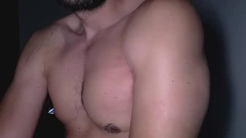 Snapshot of gianni_lion chatting on October 21, 8:12 pm Gianni online show from October 21, 8:12 pm