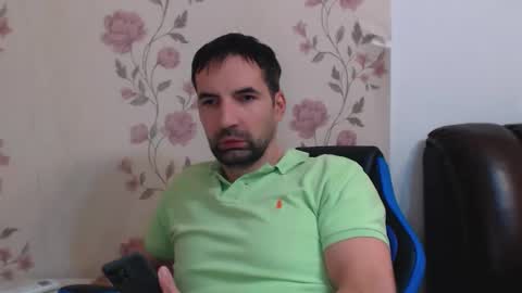 Gianni online show from December 17, 6:25 pm