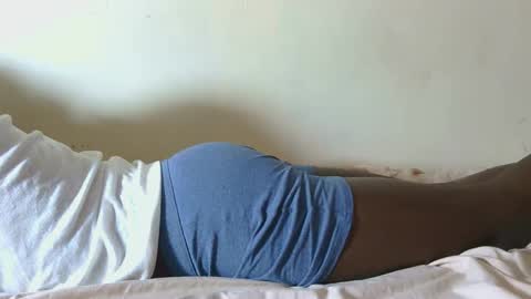 giant_couple online show from March 22, 5:34 am