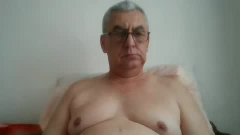 gigi1970 online show from July 7, 7:23 am