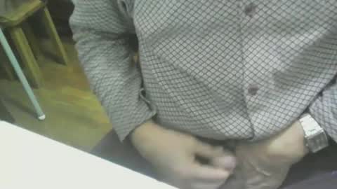 Snapshot of gigione54 chatting on December 12, 5:42 am gigione54 online show from December 12, 5:42 am