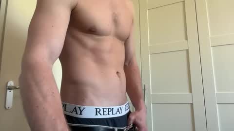 gigolo amsterdam023 online show from April 16, 9:20 am