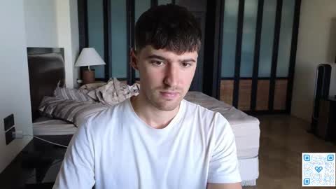 gilbertogonzales online show from December 18, 5:03 am