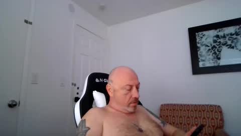 ginofashion online show from April 5, 5:09 pm