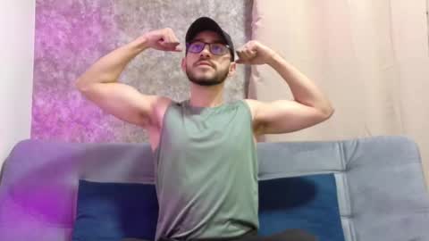 Gio online show from September 25, 7:46 pm