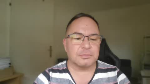 giulio203 online show from June 12, 4:27 pm