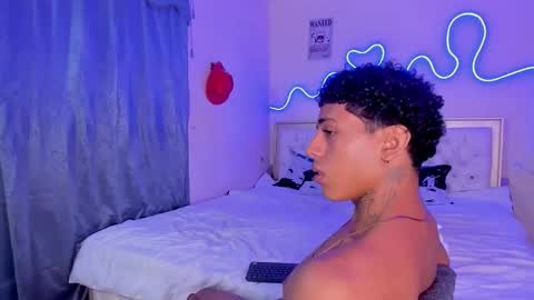 only for you bby  online show from October 4, 10:47 pm