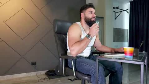 Snapshot of glennmasters chatting on February 11, 6:30 am Matthew .. for short call me Matt online show from February 11, 6:30 am