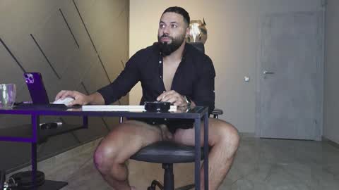 Snapshot of glennmasters chatting on September 29, 8:16 pm Matthew .. for short call me Matt online show from September 29, 8:16 pm