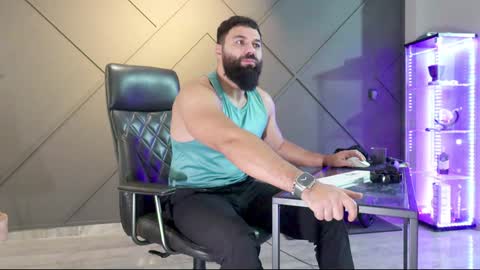 Snapshot of glennmasters chatting on December 5, 4:53 am Matthew .. for short call me Matt online show from December 5, 4:53 am