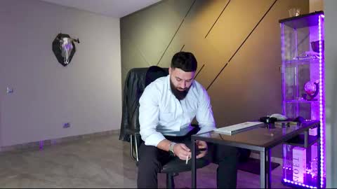 Snapshot of glennmasters chatting on March 4, 6:04 am Matthew .. for short call me Matt online show from March 4, 6:04 am