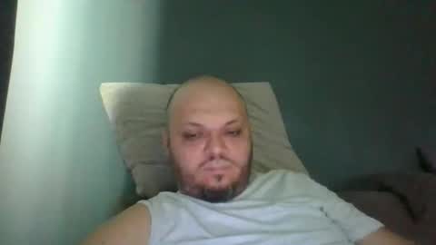 Snapshot of glusgan chatting on October 25, 1:35 pm Your boy online show from October 25, 1:35 pm
