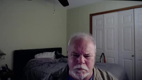 gmctruckguy online show from May 9, 6:09 pm
