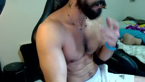 god hunkules online show from April 3, 4:48 pm