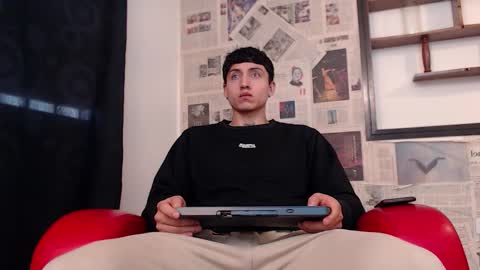 steven online show from November 26, 1:25 pm