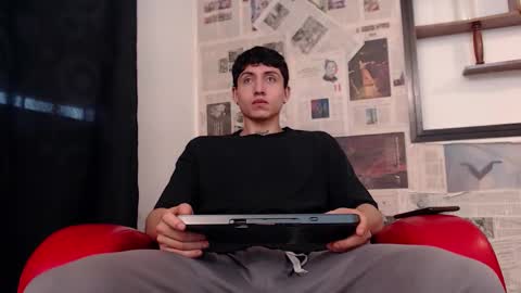 steven online show from November 25, 1:02 pm