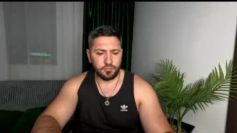 gold_alpha_boy online show from July 3, 7:40 pm