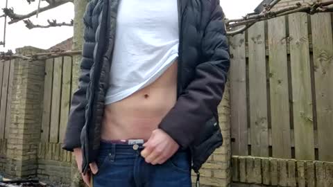 Snapshot of goldenelixxxir chatting on January 29, 3:37 pm   online show from January 29, 3:37 pm