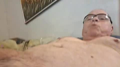 gonadalache online show from April 16, 12:38 pm