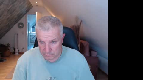 grau197077 online show from July 14, 12:00 pm