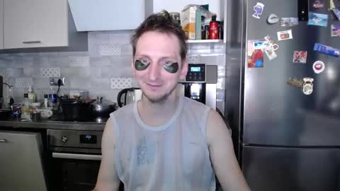 greg_photog online show from October 21, 2:03 am