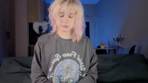 Greg-independent model online show from March 11, 9:44 pm