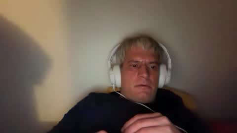 guardiannif_ online show from January 15, 6:28 am