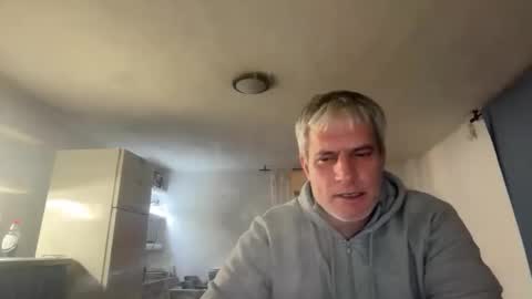 guardiannif_ online show from February 7, 6:46 pm