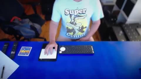 guesswhatigot2 online show from November 12, 7:58 am