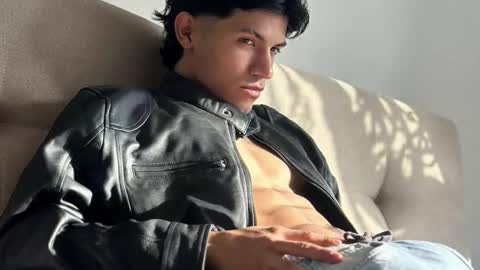 Guts online show from January 27, 5:37 pm