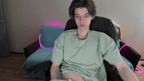 guy_liam1 online show from February 8, 2:05 pm