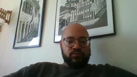 guy_wood15 online show from October 2, 11:14 am