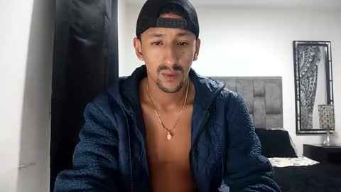 karim online show from January 7, 7:13 am