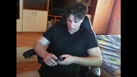 gymguy0505 online show from February 23, 1:35 pm