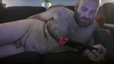 Hairiest Bear online show from July 8, 7:01 am