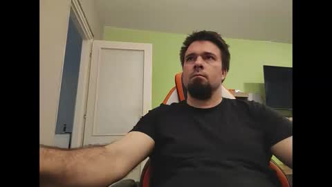 hairy_guy007 online show from February 6, 10:15 am