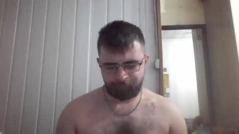Snapshot of hairy_man_69_ chatting on October 27, 2:19 pm horny online show from October 27, 2:19 pm