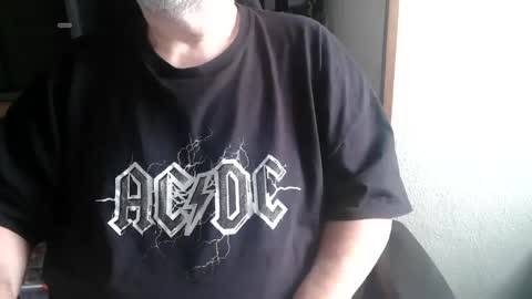 hairyarmpit_lover_1970 online show from April 18, 8:16 am