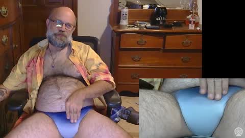 HairyDaddyBear69 online show from November 21, 1:15 am