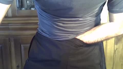 Snapshot of hairydaduncut chatting on December 14, 2:21 pm hairydaduncut online show from December 14, 2:21 pm