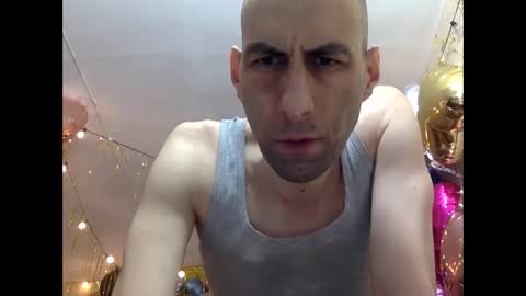 HandsomeAlfie online show from March 5, 2:30 am