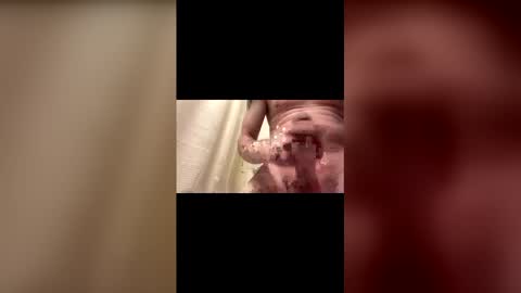 handsomerob42 online show from March 31, 5:03 pm