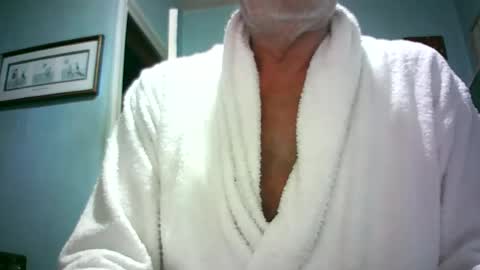 handymanforyou177322 online show from June 28, 9:43 pm