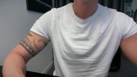 hanky online show from April 13, 7:20 am